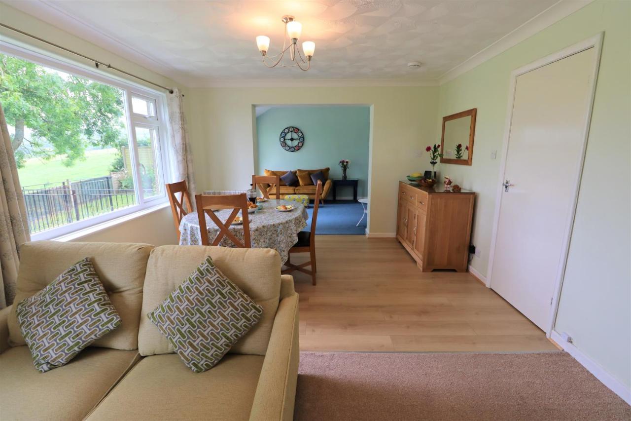 Hilltops Wroxall  Экстерьер фото